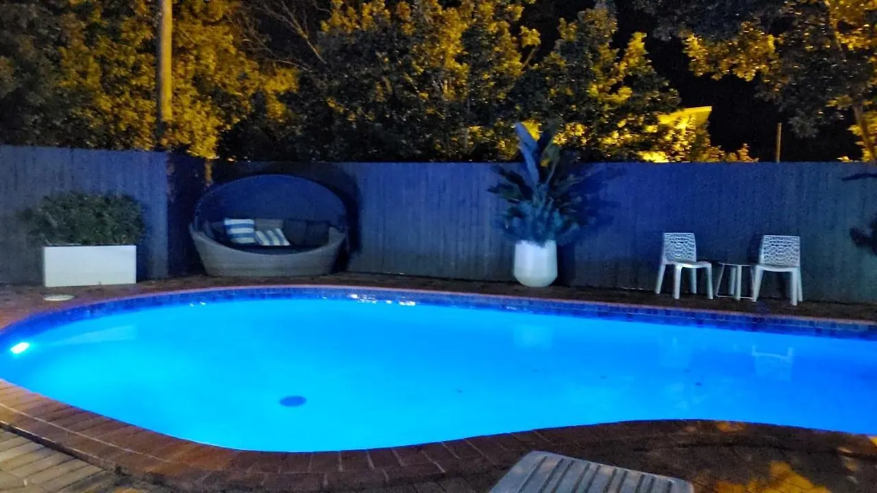 Motel Noosa Sun - On The Noosa River Noosaville