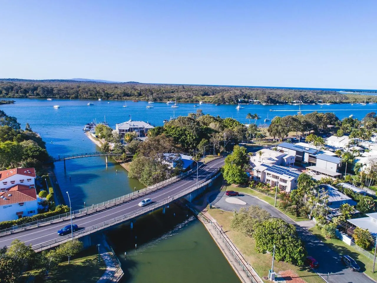 Noosa Sun - On The Noosa River Noosaville Motel